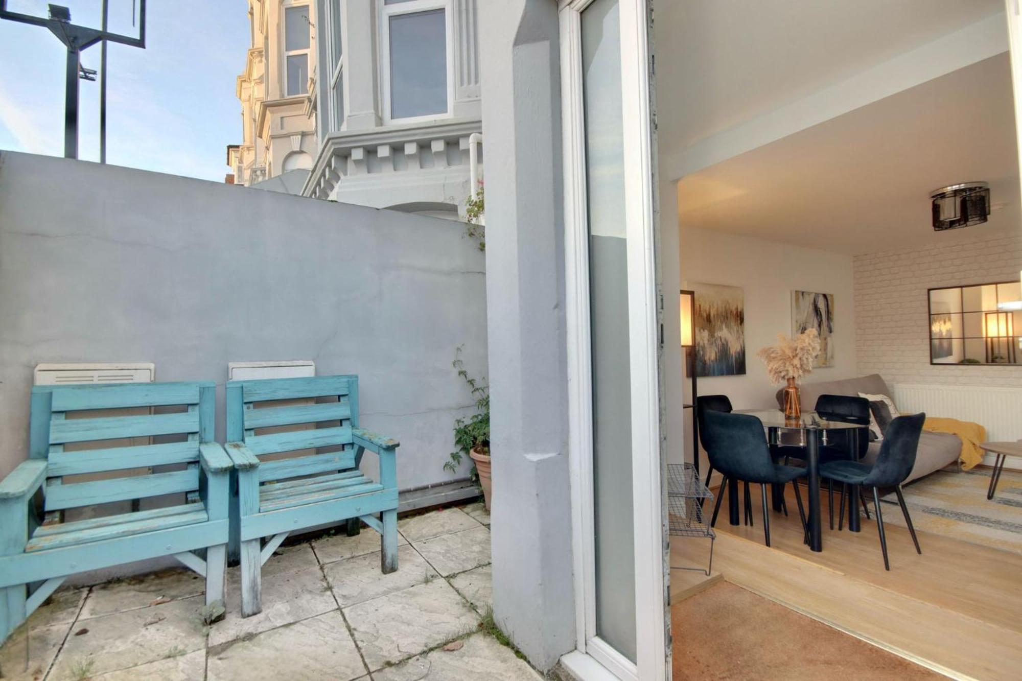 Appartement Southsea Getaway With Pool Table And Hot Tub